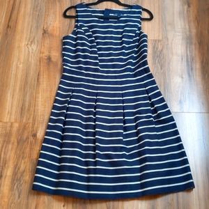 Tommy Hilfiger, size 10